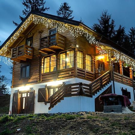 Tulean Cabin Săcel Екстериор снимка